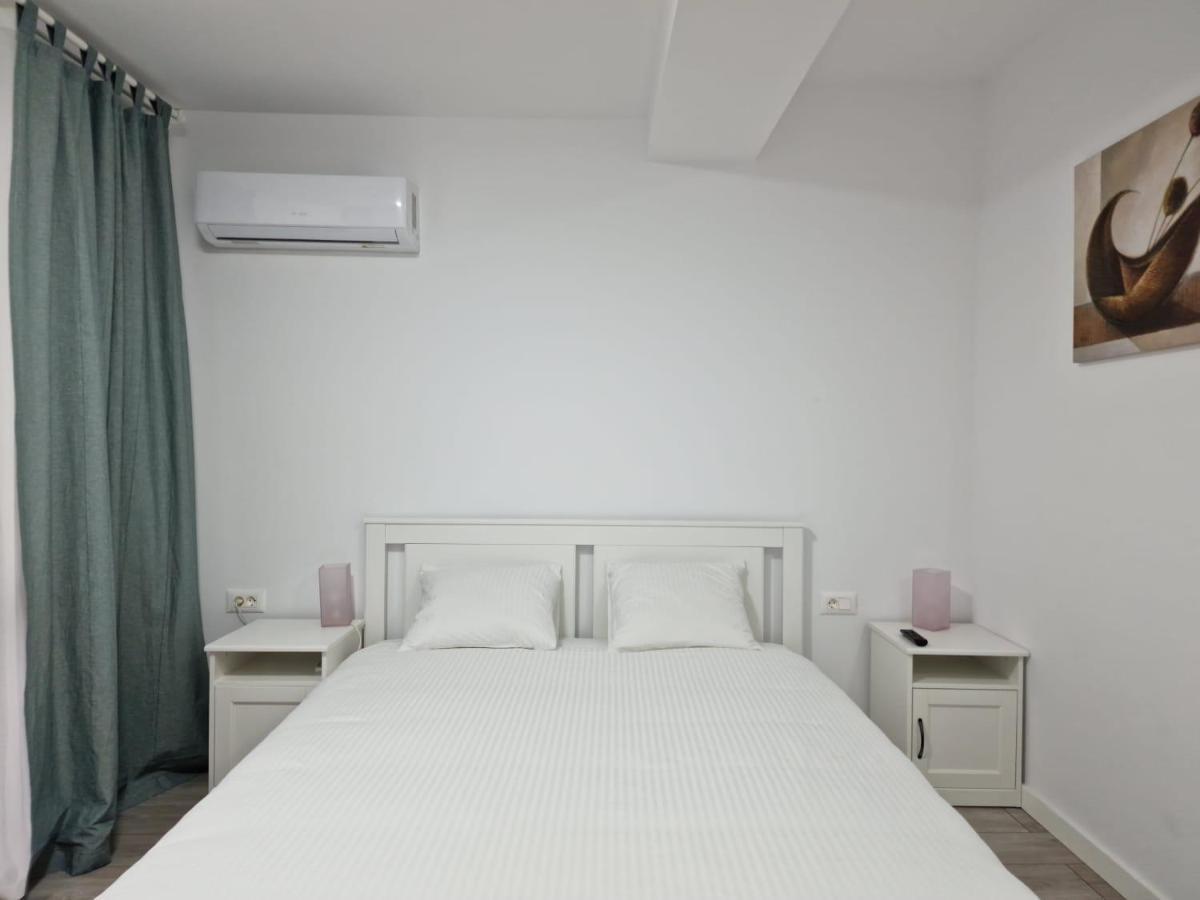 Catedral Apartment Bukarest Exterior foto